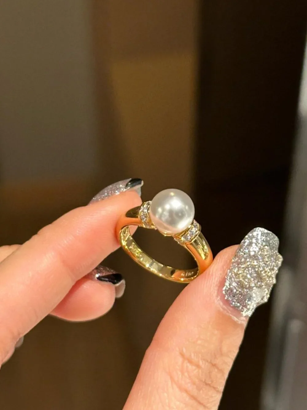 Gold Pearl Ring Vintage Pearl Statement Ring Elegant Cocktail Ring Classic